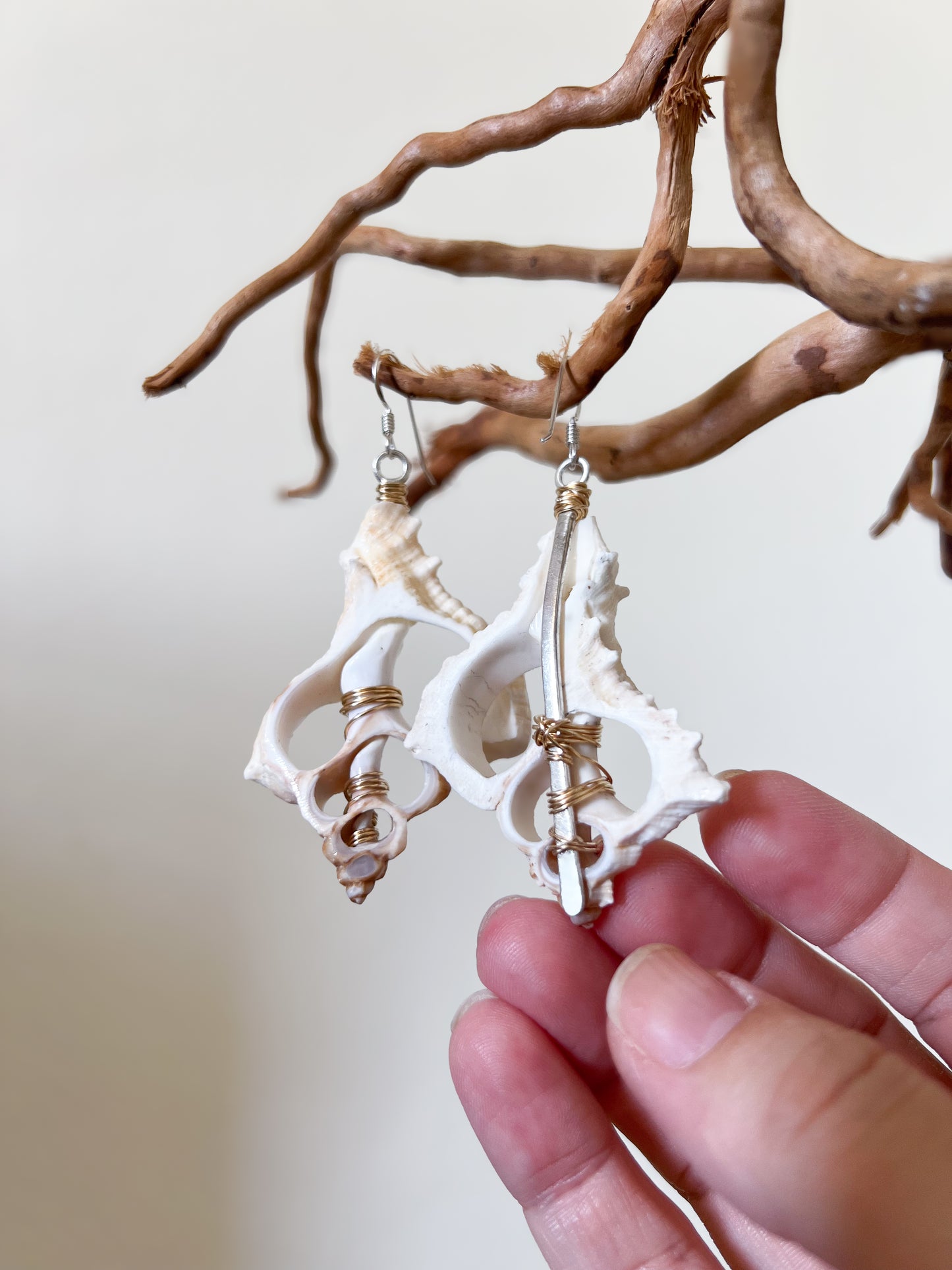 Skeleton Shell Earring - Verano 2024