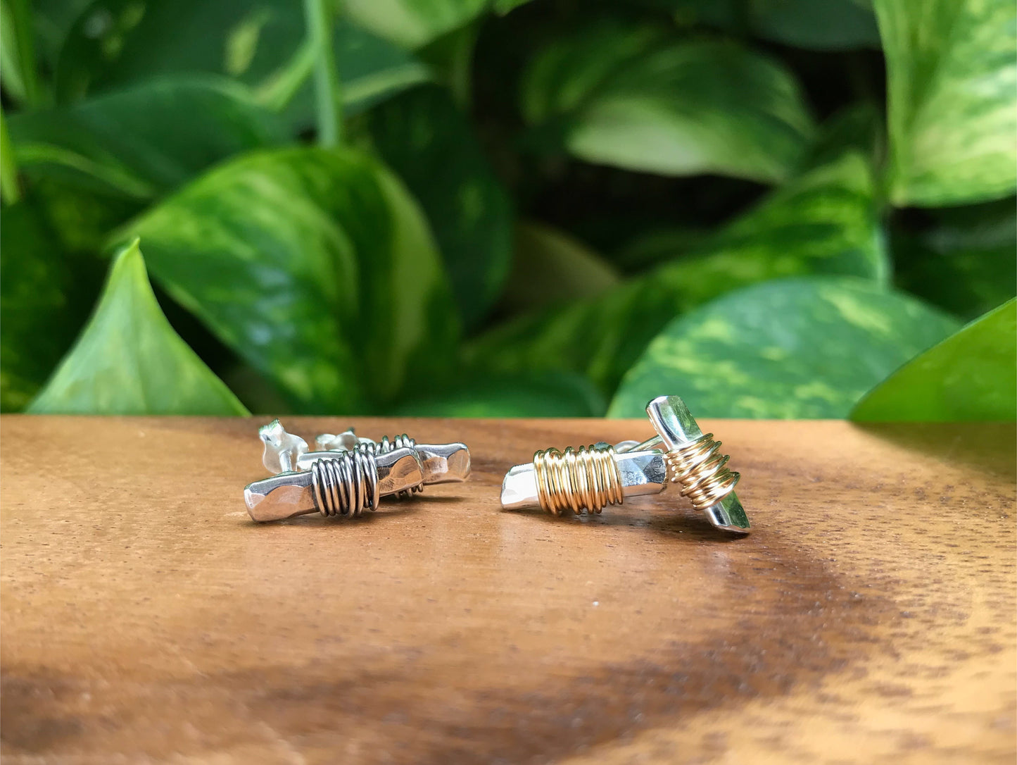 Jíbara Mini Earrings